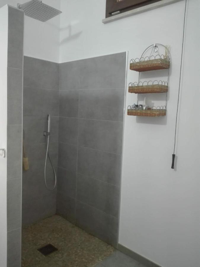 Villa Santoro Ai Tre Ulivi Con Piscina Privata Caiazzo Kültér fotó