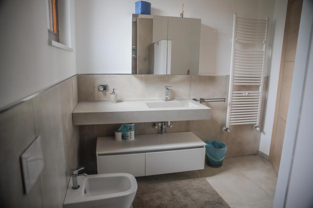 Villa Santoro Ai Tre Ulivi Con Piscina Privata Caiazzo Kültér fotó