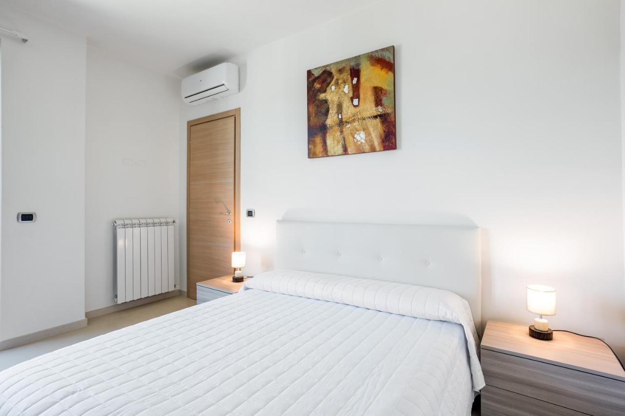 Villa Santoro Ai Tre Ulivi Con Piscina Privata Caiazzo Kültér fotó